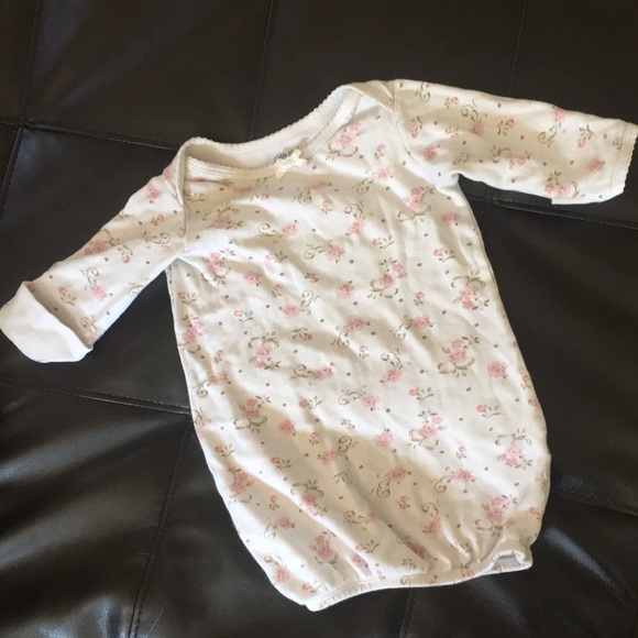 infant nightgown